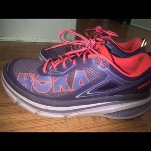 Hoka One Bondi 4